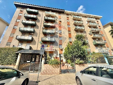 Foto Appartamento in Via Bronte, Palermo Boccadifalco - Baida di 112 m²
