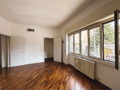 Foto Ufficio in via Savona  2a, Milano Solari di 380 m² con 6 locali