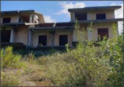 Foto Villa bifamiliare in VIA BOSCHETTO, Priverno di 120 m² con 5 locali