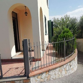 Foto Appartamento a Lucignano di 61 m² con 3 locali in vendita