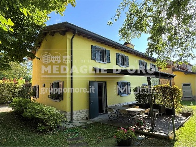 Foto Villa unifamiliare in Località Freto, Modena Madonnina - Tre Olmi