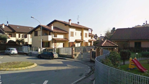 Foto Appartamento in Via Michelangelo Merisi da Caravaggio 8, di 167 m²