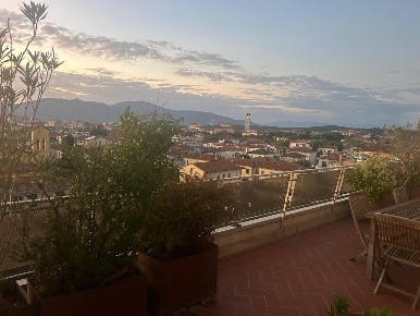 Foto Attico a Pontedera Villaggi, Bellaria di 180 m² con 7 locali