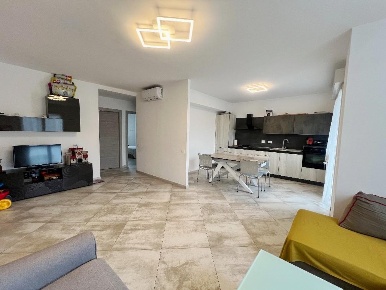 Foto Appartamento a La Spezia Maggiolina di 85 m² con 4 locali in vendita