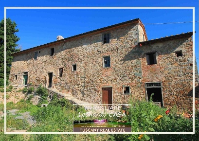 Foto Casale a Buggiano Buggiano Castello di 240 m² con 12 locali in vendita