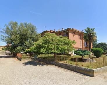 Foto Appartamento a Pieve del Cairo Centro di 105 m² con 5 locali