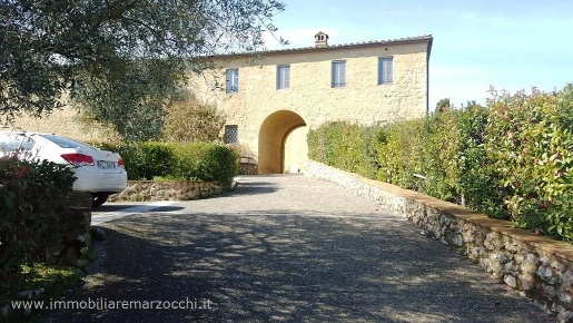 Foto Appartamento a Monteriggioni di 65 m² con 4 locali in vendita