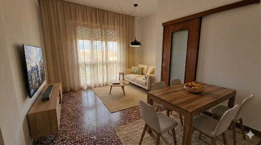 Foto Appartamento a Carrara Marina di Carrara di 81 m² con 5 locali