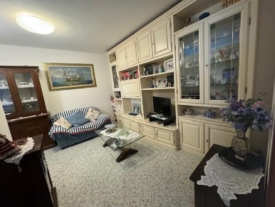Foto Appartamento a Collesalvetti Guasticce di 96 m² con 4 locali