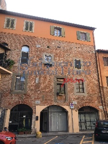 Foto Appartamento a Pisa Sant'Antonio di 70 m² con 4 locali in affitto