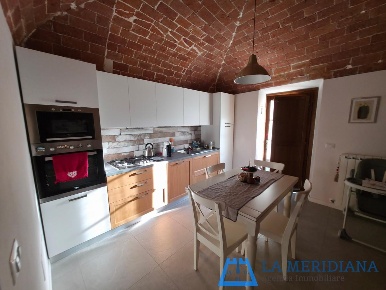 Foto Casa indipendente a Lamporecchio Centro di 99 m² con 5 locali