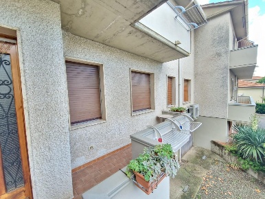Foto Appartamento a Rosignano Marittimo Vada di 70 m² con 3 locali