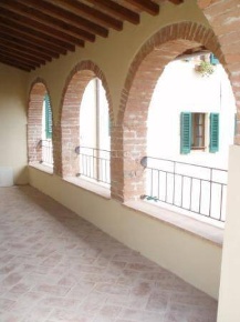 Foto Appartamento a Siena Isola d'Arbia di 120 m² con 5 locali in vendita