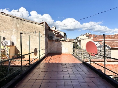 Foto Casa indipendente a Empoli Ponzano di 110 m² con 4 locali in vendita