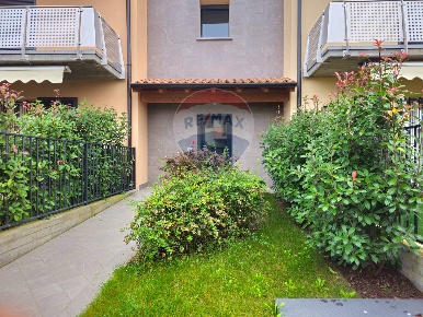 Foto Appartamento in via de pascalis, Pavia Madonnina di 140 m² in vendita