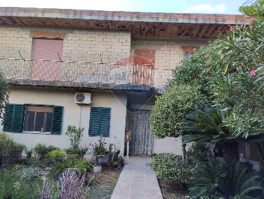 Foto Casa indipendente in via Vanella 26 9, Modica Modica Sorda di 362 m²