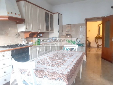 Foto Appartamento in Centrale Commerciale, Vasto di 160 m² con 6 locali