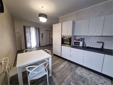 Foto Case semi ndipendenti in VIA PIAVE, Foglizzo di 250 m² con 6 locali