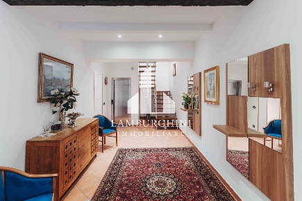 Foto Casa indipendente in via Vegri, Ferrara Centro Storico di 260 m²