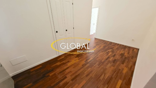 Foto Appartamento in Corso Giuseppe Garibaldi, Ancona Corsi di 103 m²