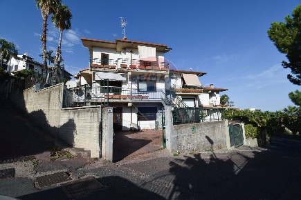 Foto Villa unifamiliare in via Dei Ciclopi, Aci Catena Vambolieri II