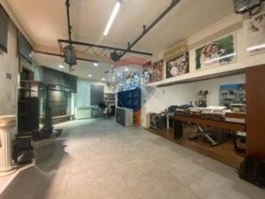 Foto Locale commerciale in via Marconi, Buscate di 116 m² con 1 locali