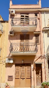 Foto Casa indipendente in Via Francesco Crispi, Balestrate Balestrate Foce