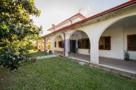 Foto Villa singola in Via Leoncavallo, Gazoldo degli Ippoliti Centro