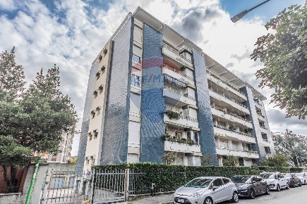 Foto Appartamento in Via De Raude, Rho San Carlo - San Paolo di 90 m²