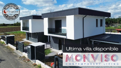 Foto Villa unifamiliare in Via Monviso, Rovello Porro di 134 m² in vendita