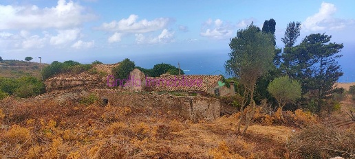 Foto Rustico in fontanarossa, Erice di 70 m² con 3 locali in vendita