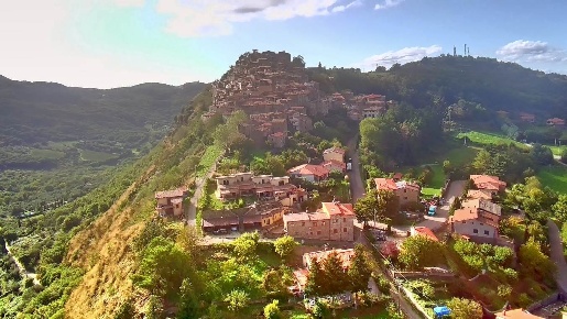 Foto Villa a schiera a Arcidosso di 79 m² con 5 locali in vendita