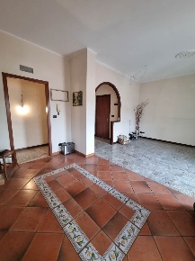 Foto Appartamento a Catania Barriera - Leucatia di 110 m² con 4 locali