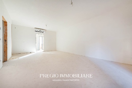 Foto Appartamento in Via Vittorio Veneto, Monopoli Centro di 125 m²
