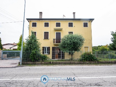 Foto Casa indipendente a Vigonza Codiverno di 400 m² con 4 locali