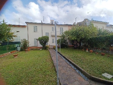 Foto Casa indipendente in VIIA RIGHI S.C, Empoli Ponzano di 150 m²