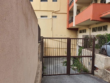 Foto Magazzino in Via Rotonda 9, Messina Tremestieri - Pistunina di 25 m²