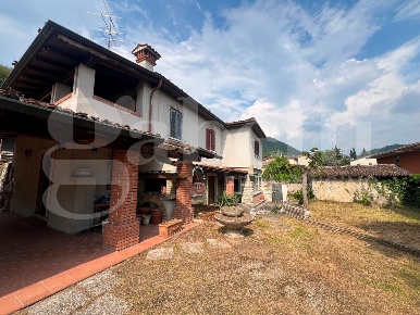 Foto Villa unifamiliare in Via Sovernighe 3, Gussago Piazza di 324 m²