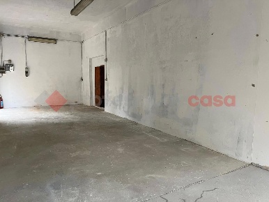Foto Laboratorio in Giulio Salvadori, Arezzo Via Romana di 50 m² in affitto