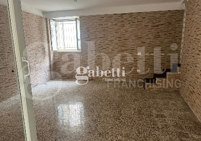 Foto Appartamento in Via San Michele a Corte 9/13, Capua Centro di 160 m²