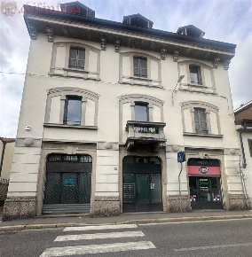 Foto Locale commerciale in Via San Gottardo, Monza San Biagio di 60 m²