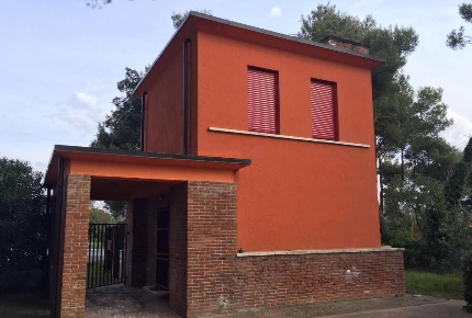 Foto Villa unifamiliare a Pisa Tirrenia di 70 m² con 3 locali in vendita