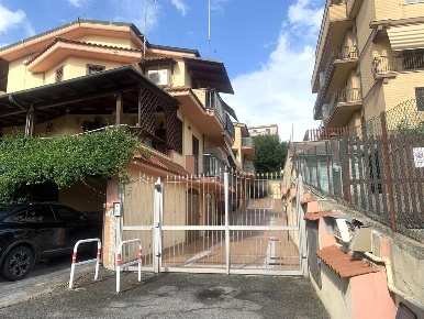 Foto Villa a schiera in Via Leoncavallo, Mentana Centro di 130 m²