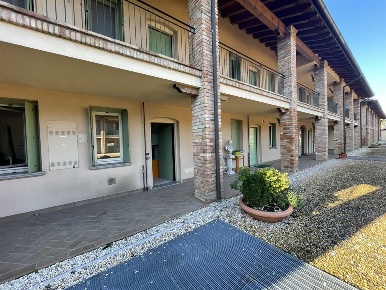 Foto Appartamento in VIA RISERVA, Cologno al Serio di 40 m² con 1 locali
