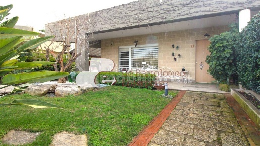 Foto Villa bifamiliare in STRADA DETTA MONACHE, Bari Carbonara di Bari