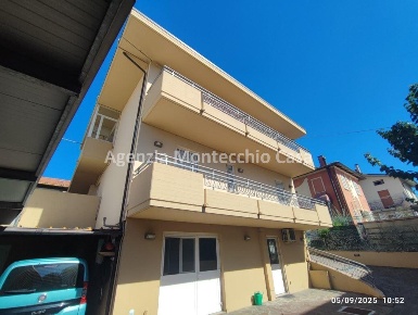 Foto Casa indipendente in Via Borgo Santa Maria, Pesaro Borgo Santa Maria