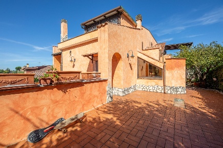 Foto Appartamento in via Monginevro, Guidonia Montecelio Colleverde