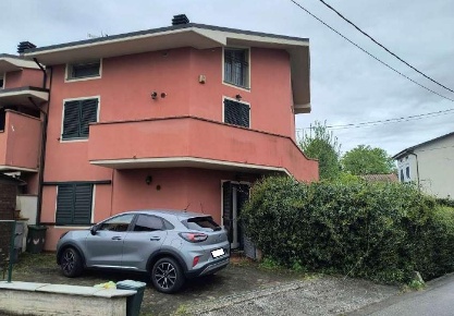 Foto Appartamento a Lucca Mugnano di 71 m² con 4 locali in vendita