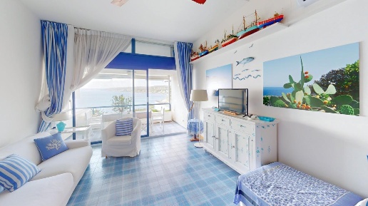 Foto Appartamento a Castro di 55 m² con 1 locali in vendita