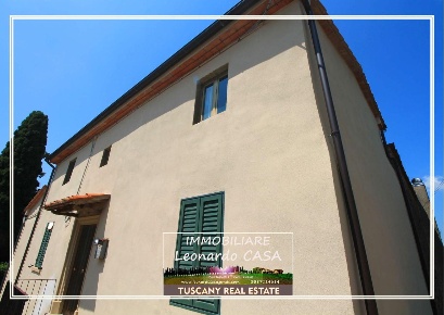 Foto Casale a Vinci di 90 m² con 5 locali in vendita